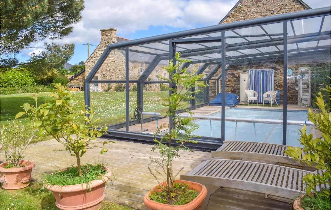 Beautiful Home In Pleudaniel France